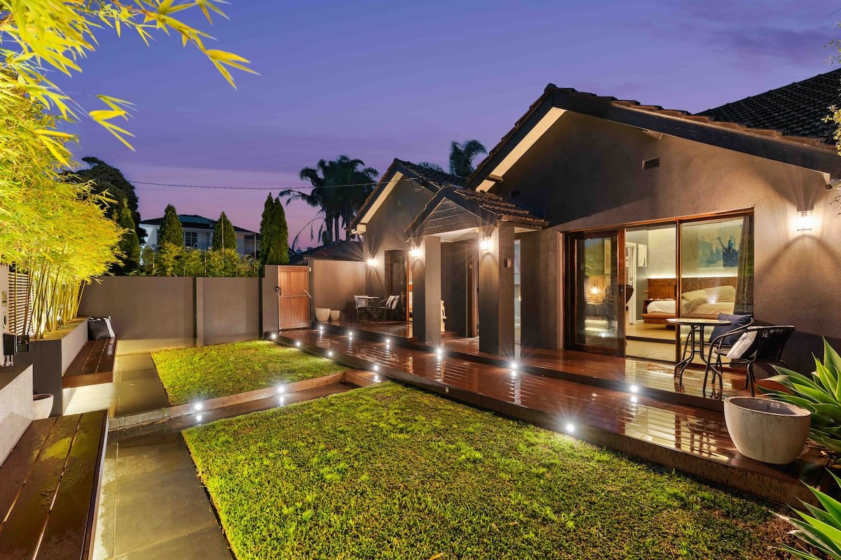 Private, modern and warm family home. gallery image 3