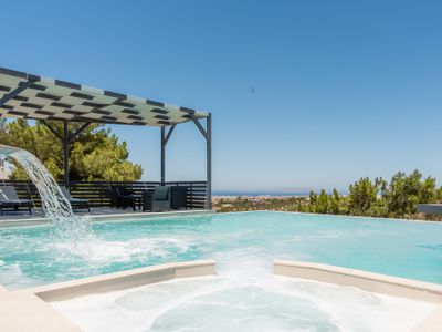 A Tranquil Gem with Quick Access to Heraklion Town