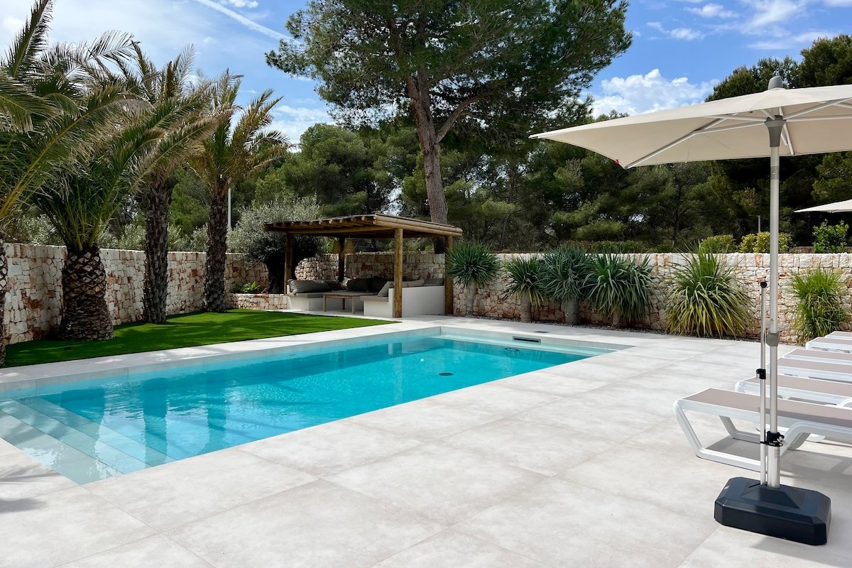 NoBeVIP – Villa Wallis Heated Pool Tropical Garden gallery image 3