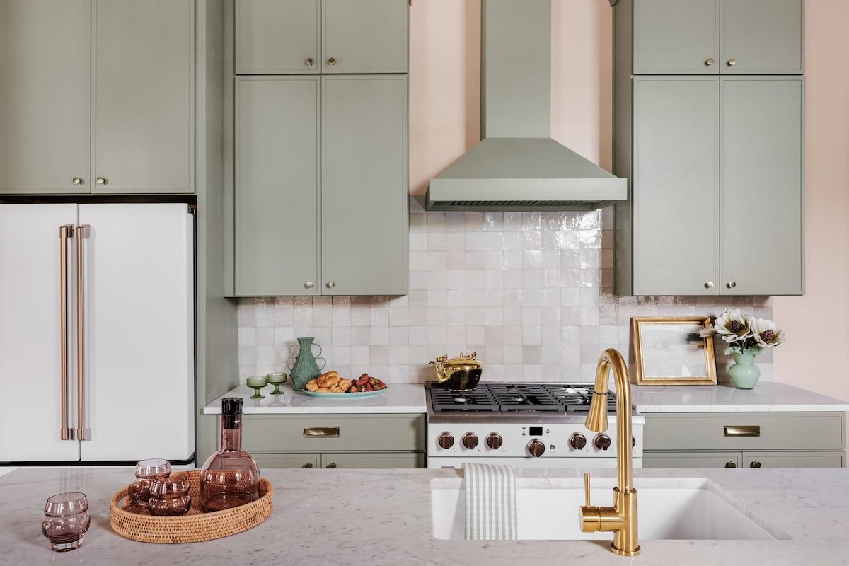 Luxe 6-bedroom Garden District Suite | Hotel Pool gallery image 4