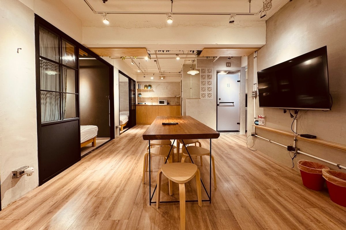 西門站4號出口 步行5分鐘 適合家庭團體旅遊 gallery image 2