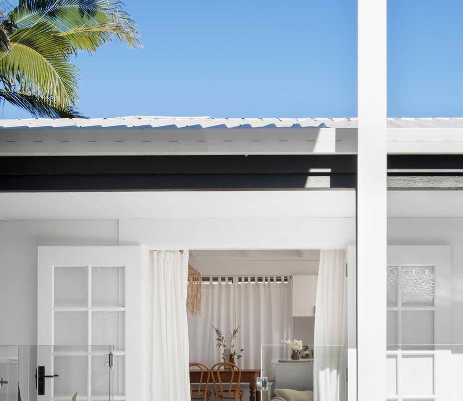 The Palm & Pool House – Stylish Coastal Getaway gallery image 3