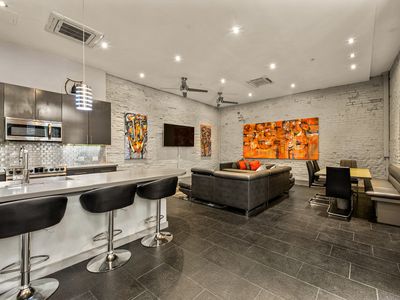 Poolside 4BR/4BA w Hot Tubs, Grill Near French Qtr