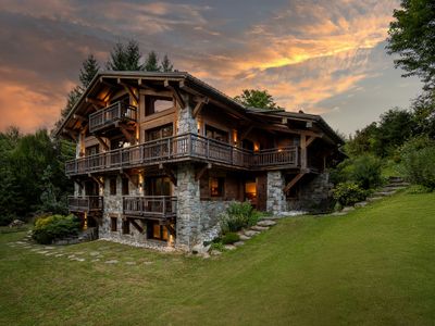 Luxury Chalet with hammam and Cinema in Megève