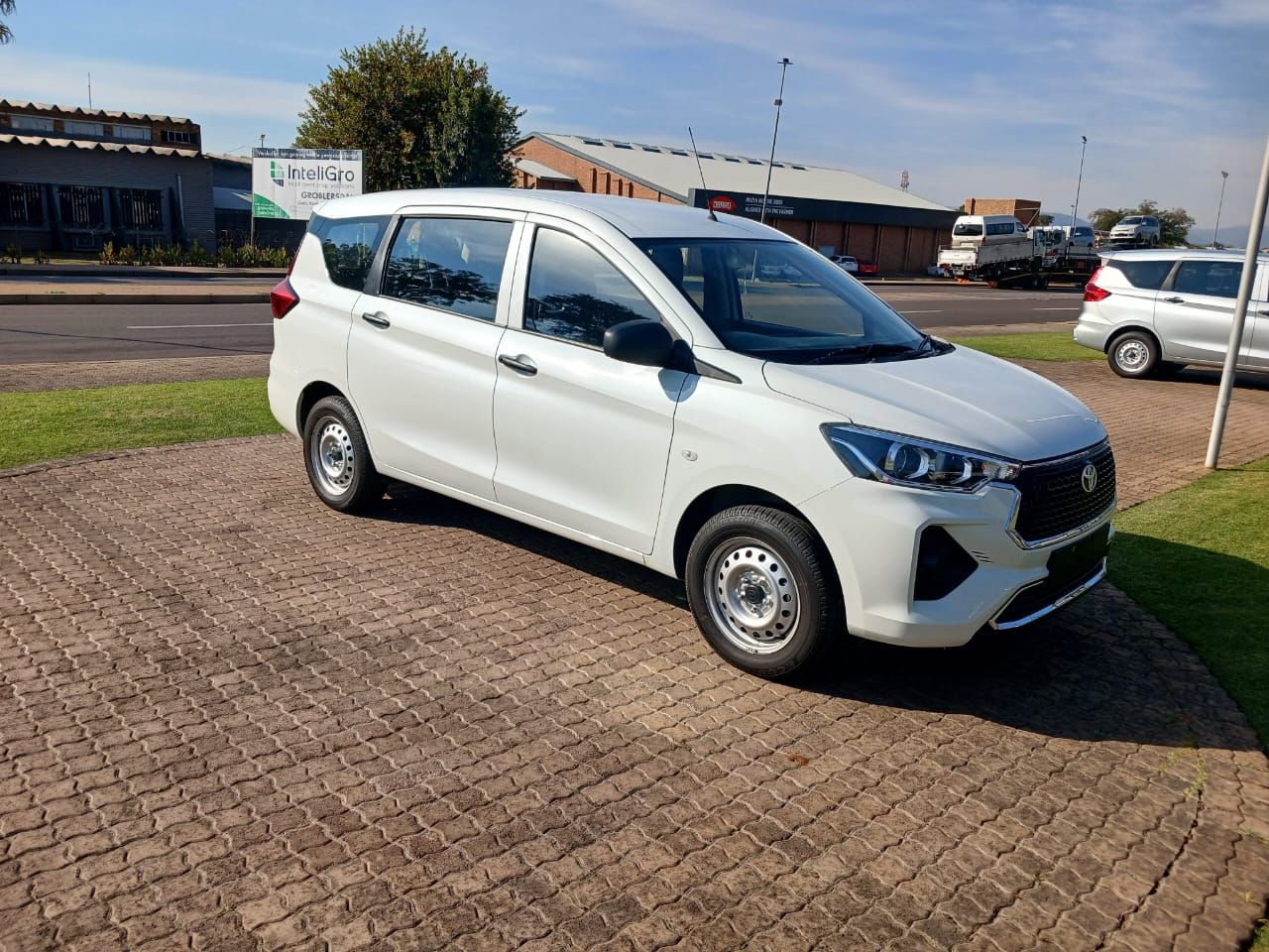 TOYOTA RUMION 1.5 S for Sale in South Africa
