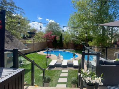 Luxury 2bedroom Unit in the city/heated salt pool.