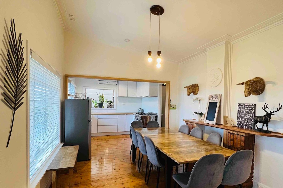 Treetop Home gallery image 3