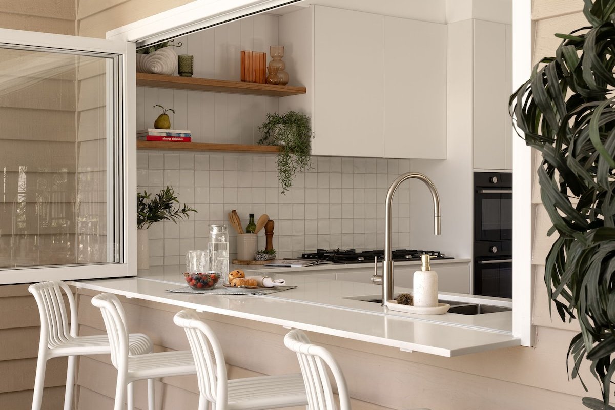 Elegant Queenslander Home with Tropical Pool Area gallery image 3