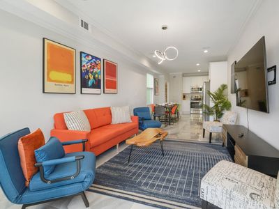 Glamorous Heated Pool Paradise 8BD/5BA, For Groups