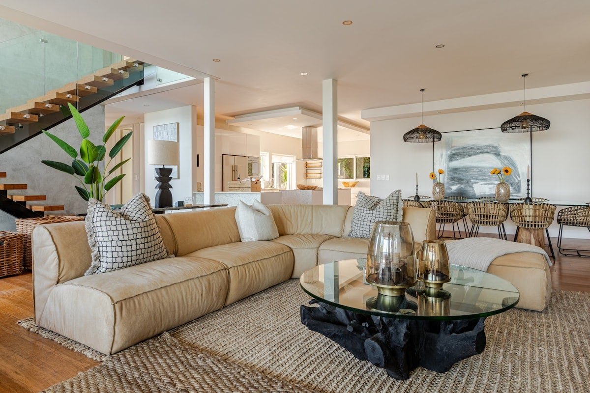 Modern Home 400m from the beach:gym, heated pool gallery image 4