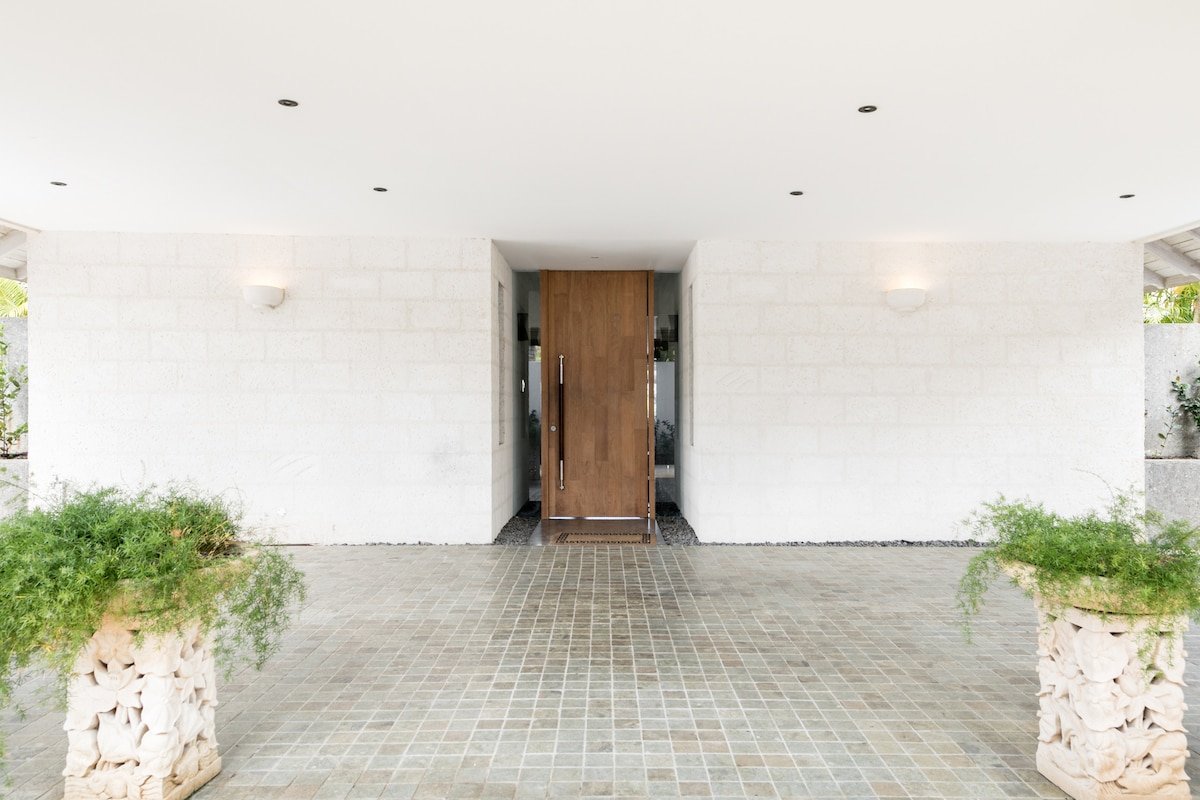 Tom Tom gallery image 2