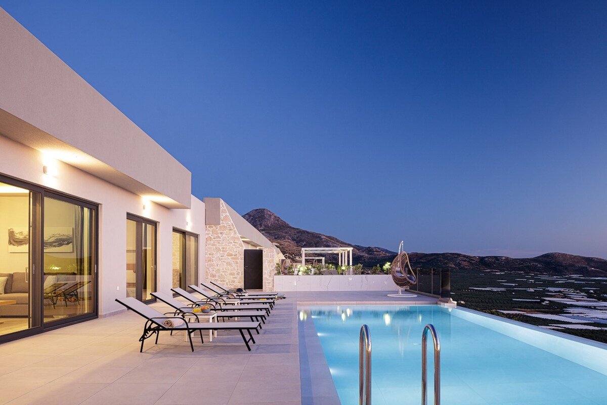 Brand new villa in Falasarna★Seaview★Infinity pool gallery image 3