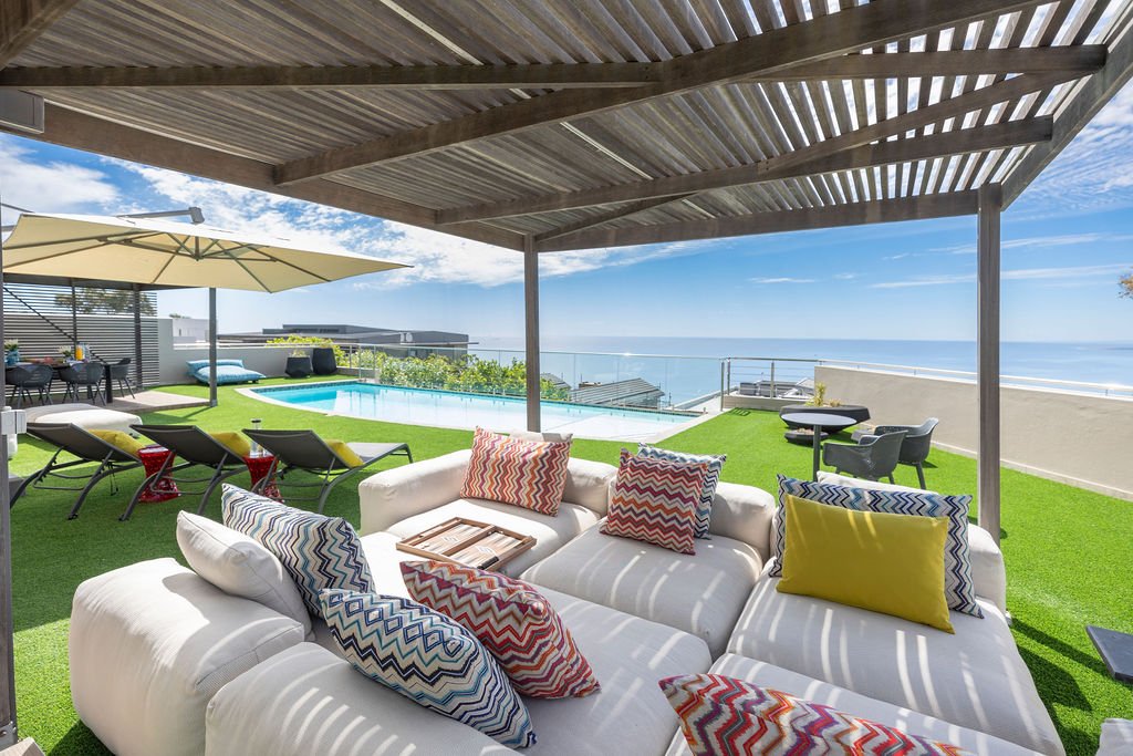 Private Villa with Saltwater Pool gallery image 3