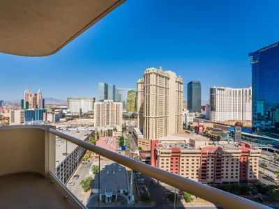 Las Vegas Strip Views! 2BR Suite at Signature MGM