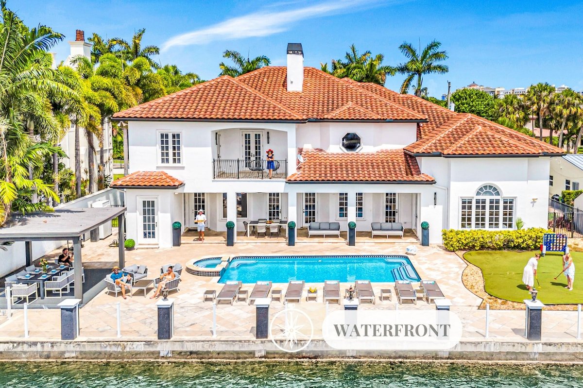 Waterfront Luxury Villa | Heated Pool | Coral Key