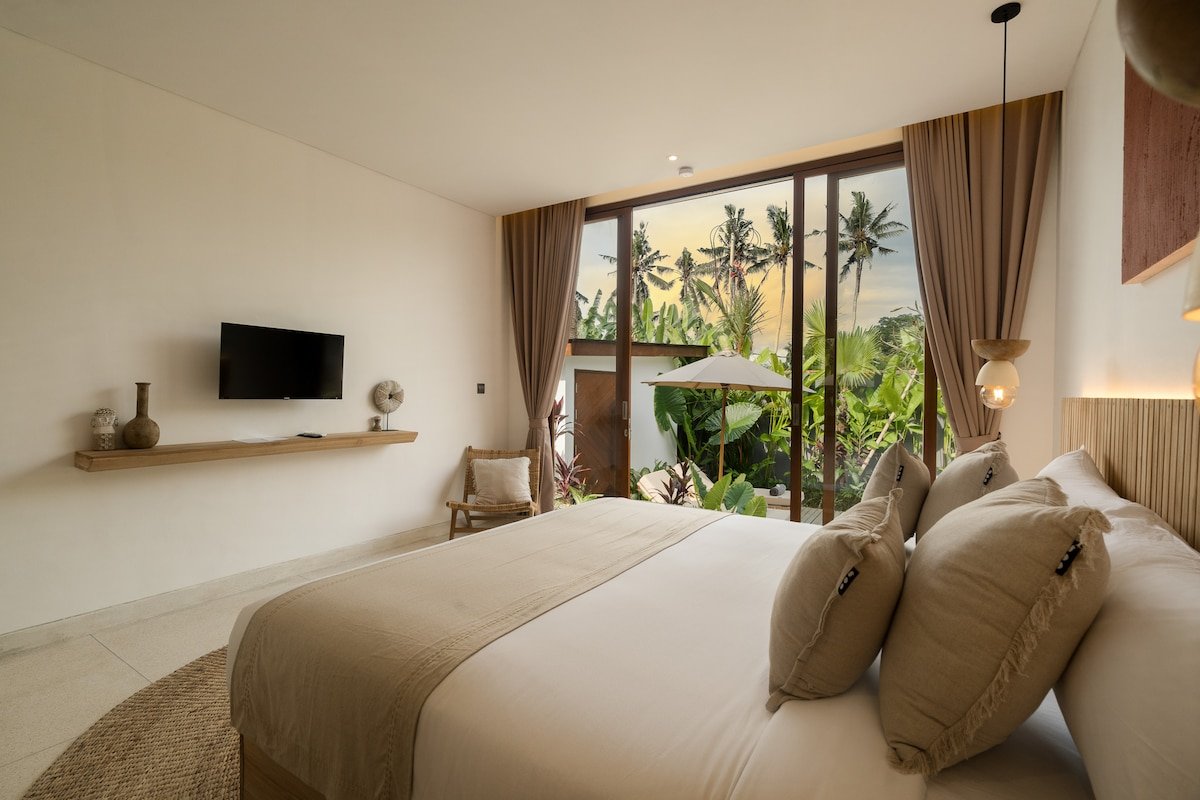 Villa F: 4 BR Hidden Paradise in the Heart of Ubud gallery image 4