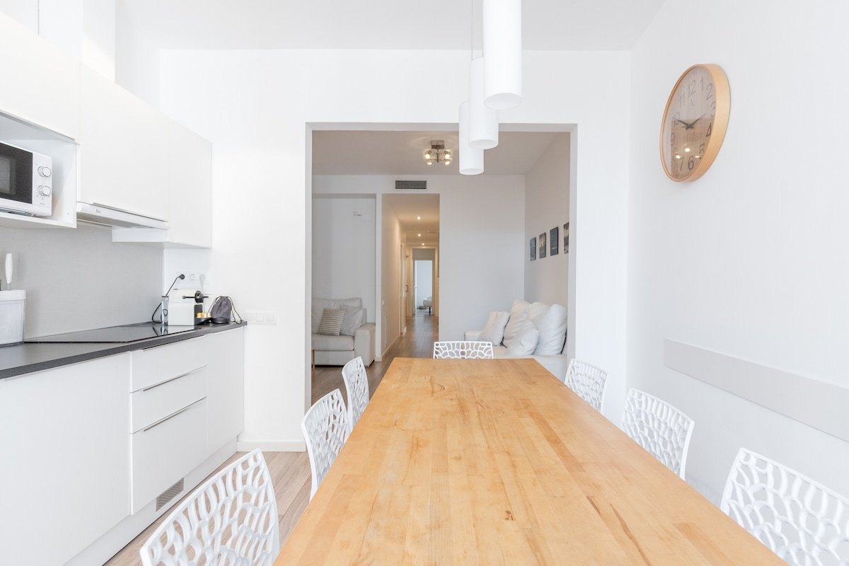 Superior 4 Bedroom Apartment – (B5,1,2,3,4) gallery image 3