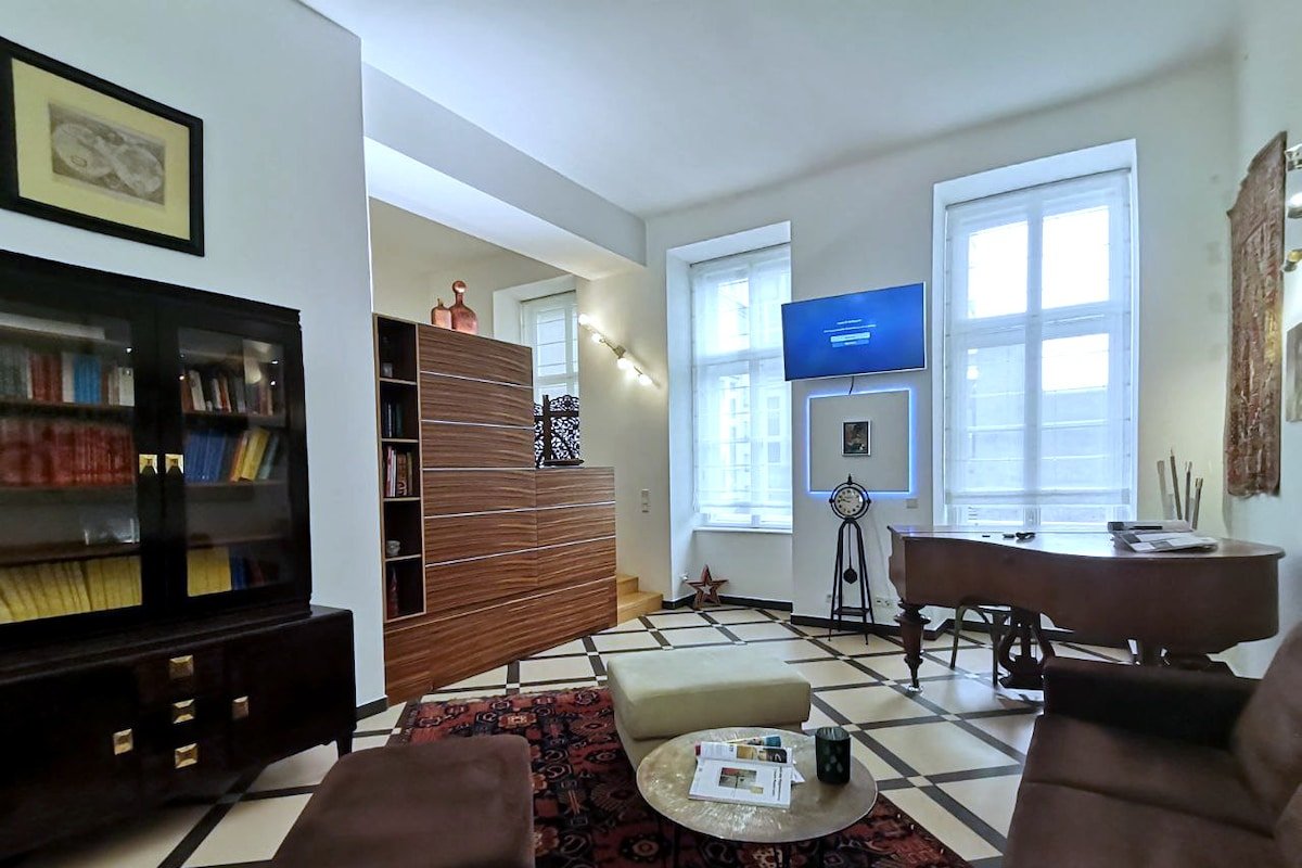 ART Suite “Vienna” | Ring View | 2BR | 85 sqm | gallery image 4