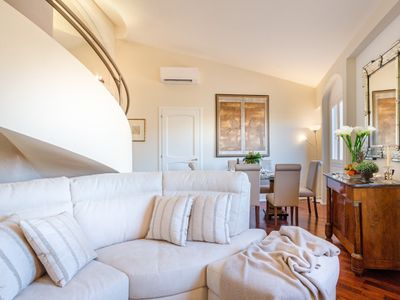 Luxury 3 Bedrooms Penthouse with Elevator