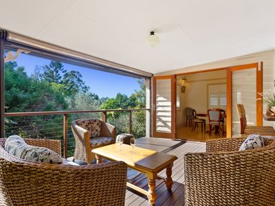 Gracious Spacious & Charming Queenslander, Walk into Maleny