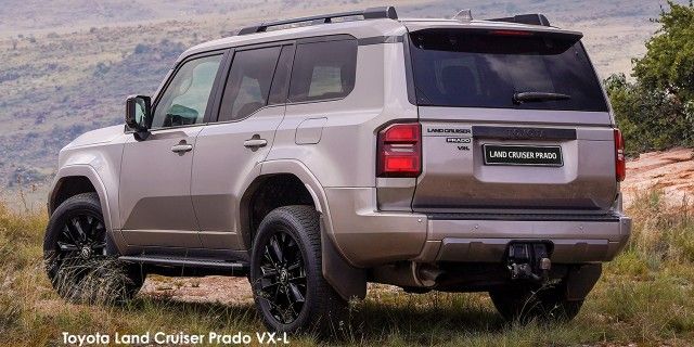 TOYOTA PRADO VX-L 2.8GD A/T - 32 