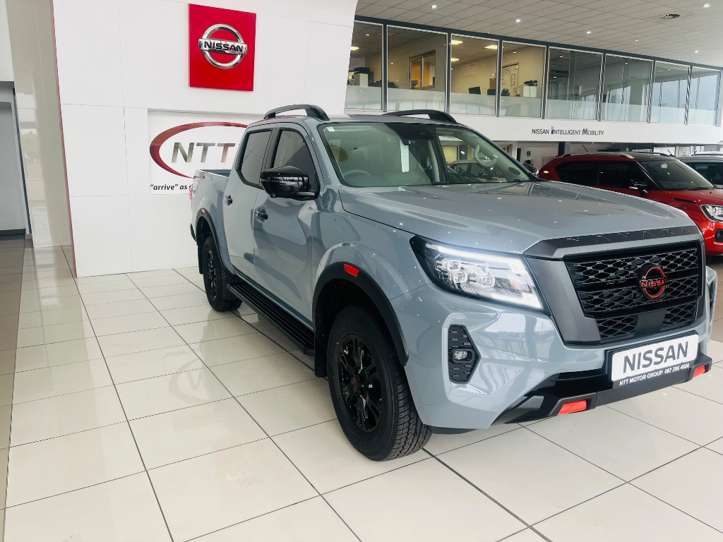 NISSAN NAVARA 2.5DDTI PRO-2X A T D C P U for Sale in South Africa