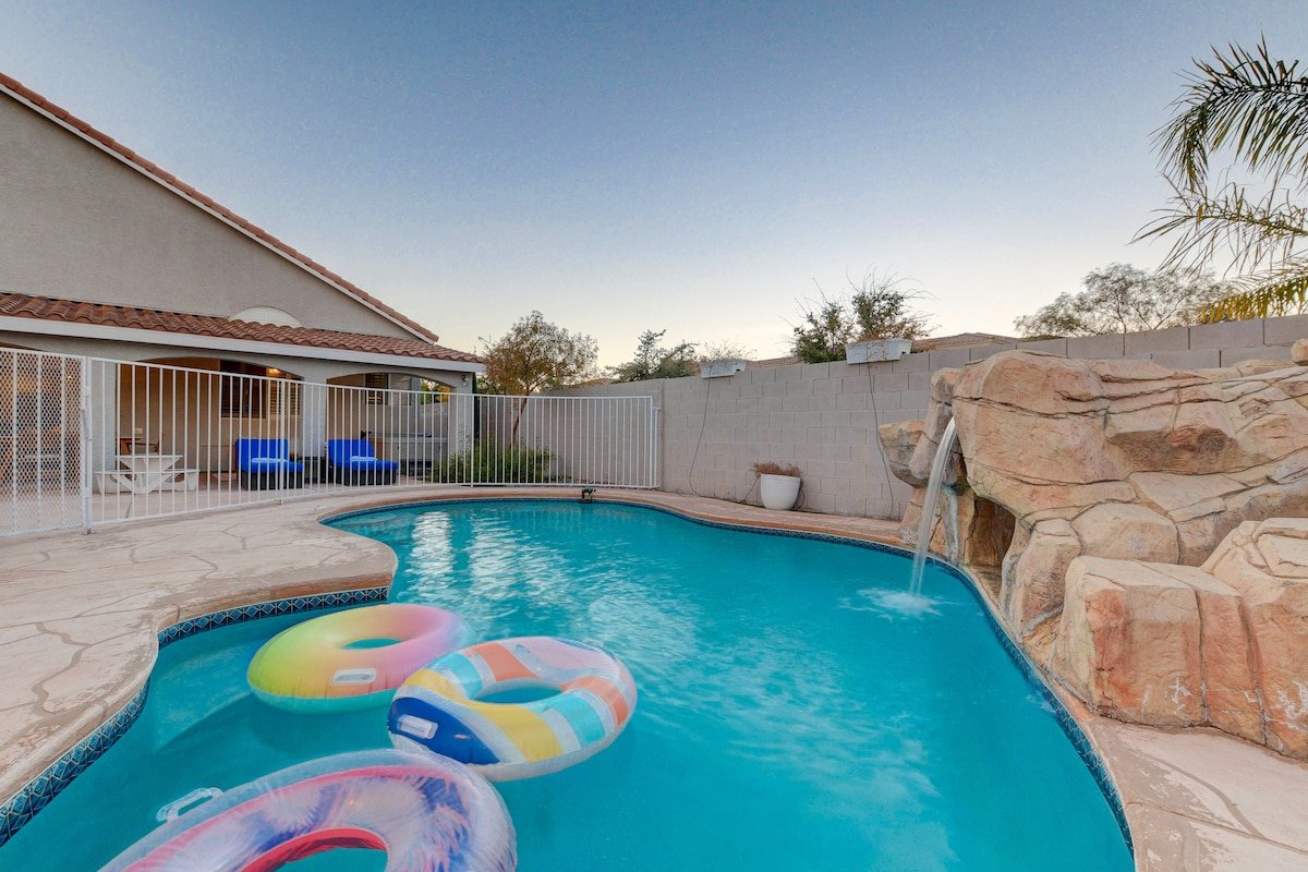 Beautiful 5BR w/Casita, Pool & Hot Tub, Games gallery image 4