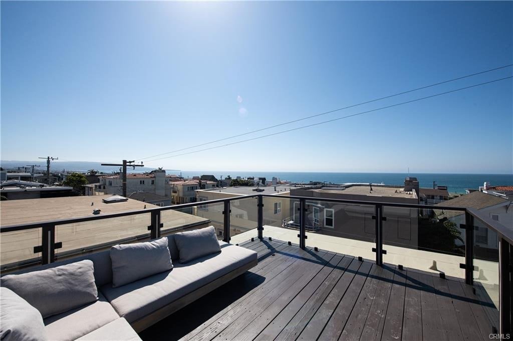 Beautiful Manhattan Beach House gallery image 4