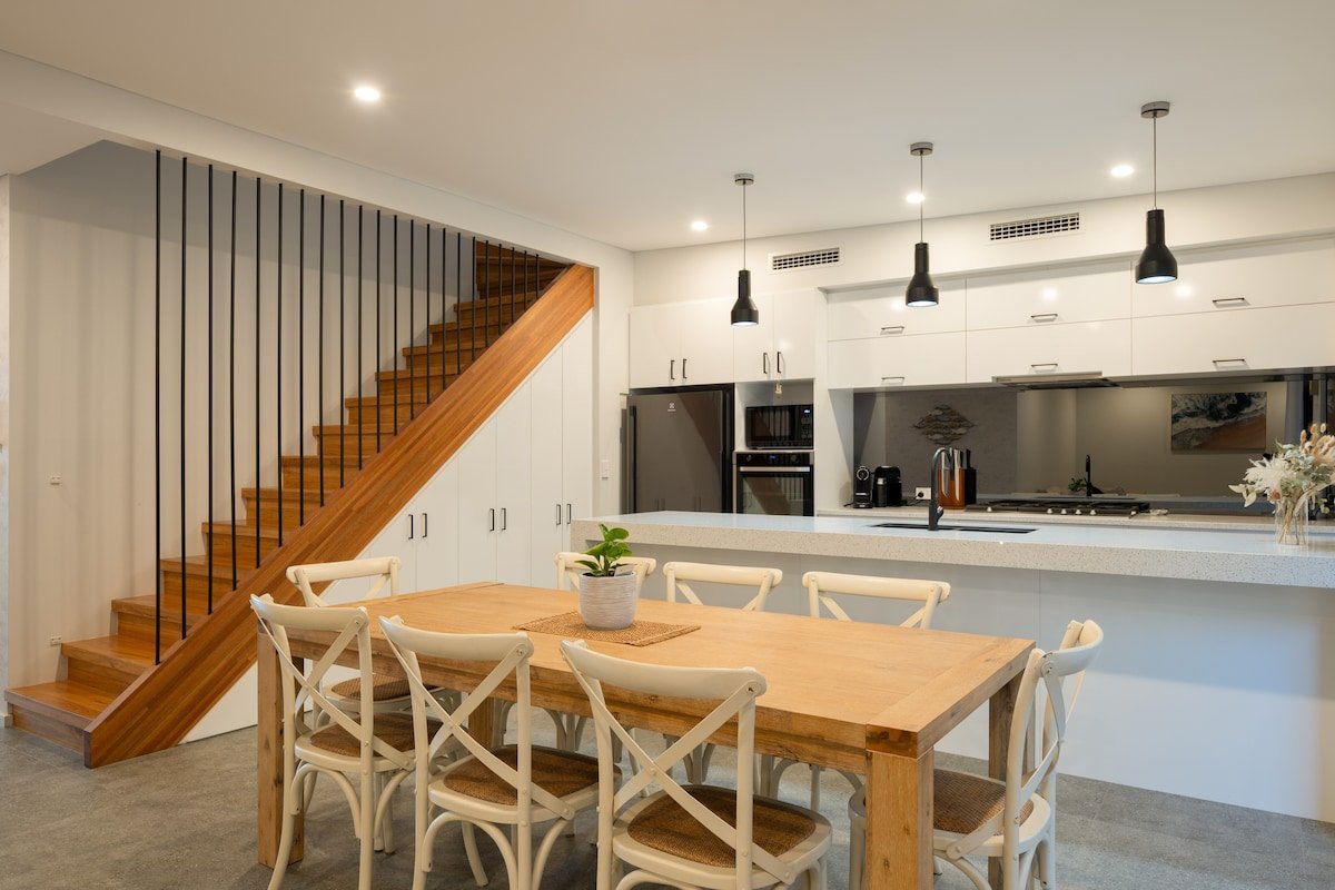 Beach town bliss with BBQ oasis gallery image 2