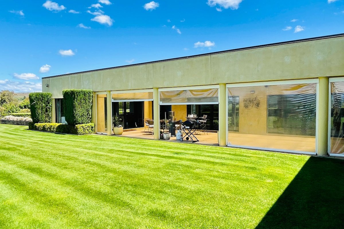 Relbia Retreat – Luxury Estate mins to Launceston gallery image 5