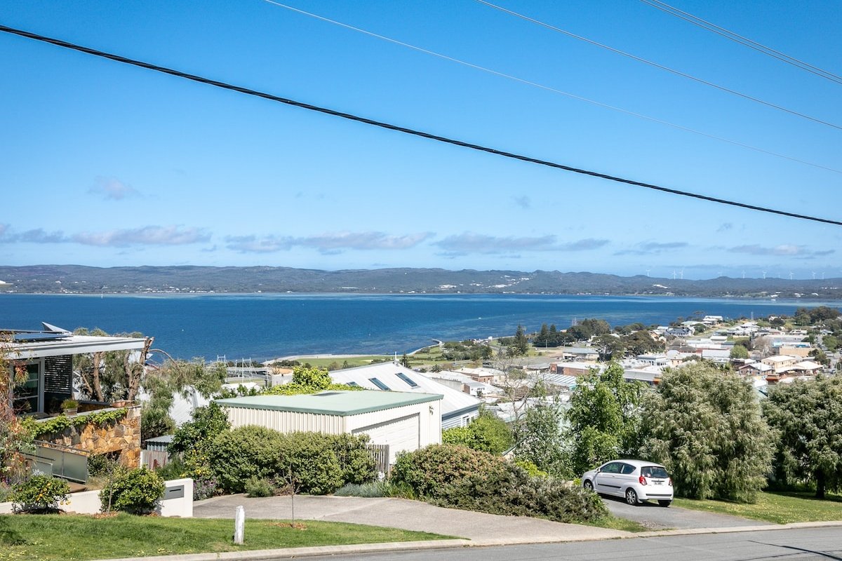 Lili’s on Grey | Luxury House gallery image 3