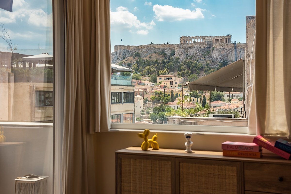 Majestic Penthouse w/ Acropolis View gallery image 4