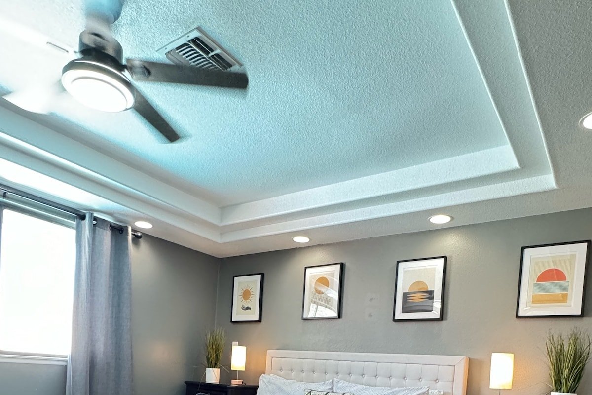 Tranquility next to The Strip. Pool and king bed gallery image 5