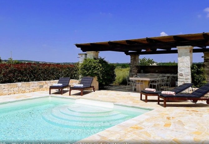 Il Torchio – trullo with private heated pool gallery image 3