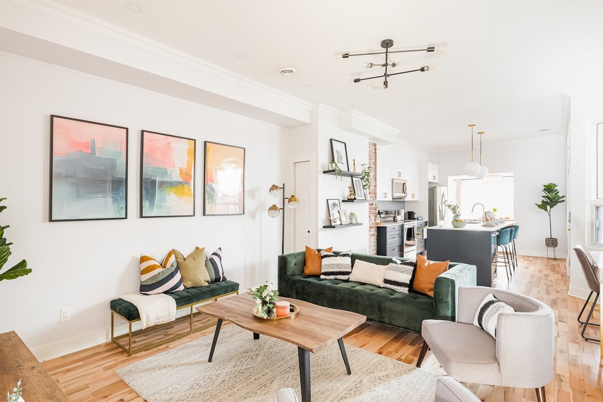 Maison Charlevoix – Luxury 3BR Condo on the Canal gallery image 2