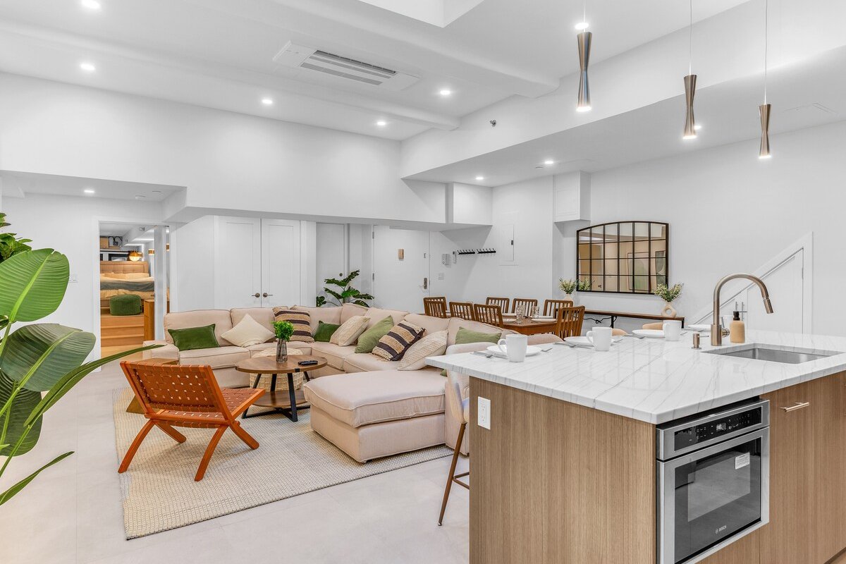 Huge 3 bedroom 2 bathroom Apartment in Chelsea gallery image 5