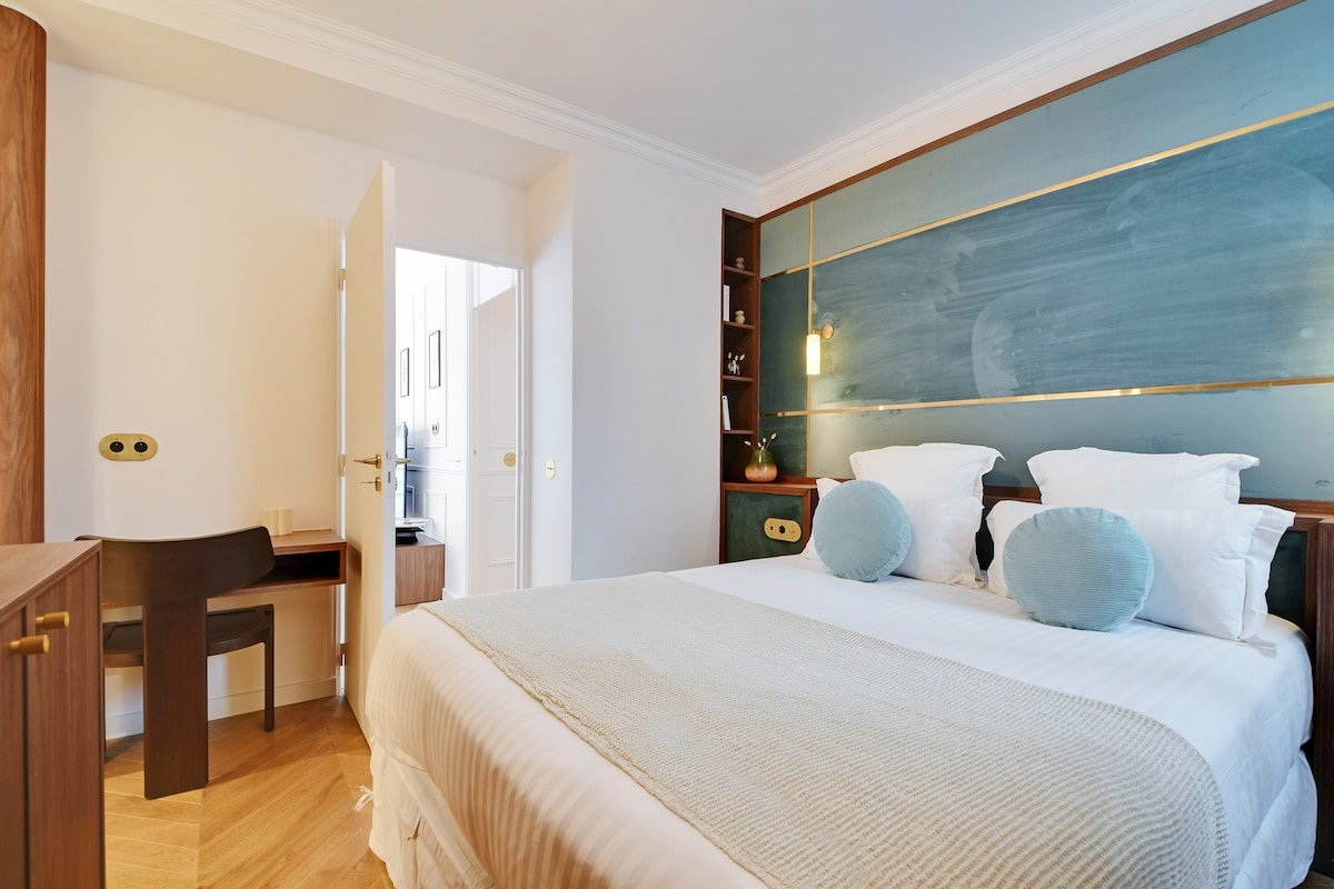 ONIRI – Somptuous Serviced 3-BR – Saint-Germain gallery image 4