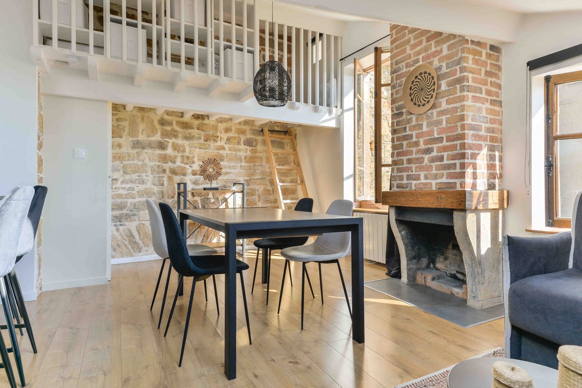 Gourguillon Vieux-Lyon* Charme & vue sur la ville