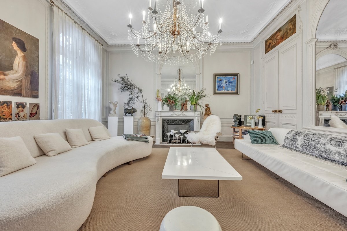 Luxury House VIP Service – Arc de Triomphe