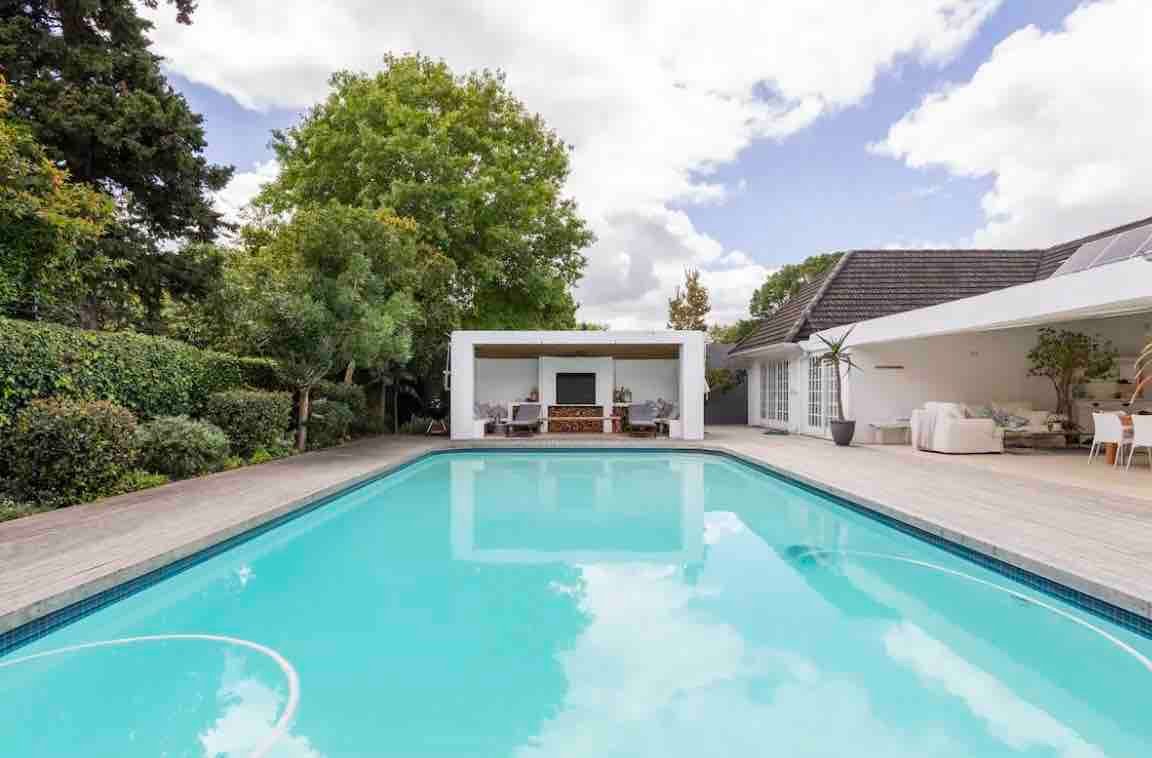 Constantia Garden Lodge – Family Home