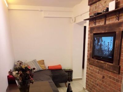 Stylish apartment, 100meters to Taksim square.