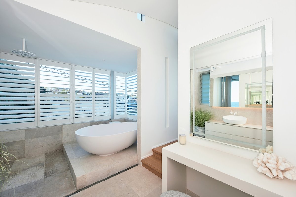 Tamarama Beach House gallery image 4