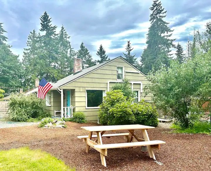 4B2B Home w/Private In-Law Suite gallery image 5