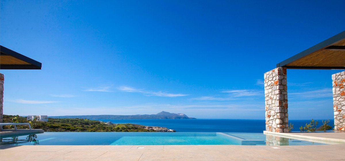 Villa on a hill top with a secret beach gallery image 2