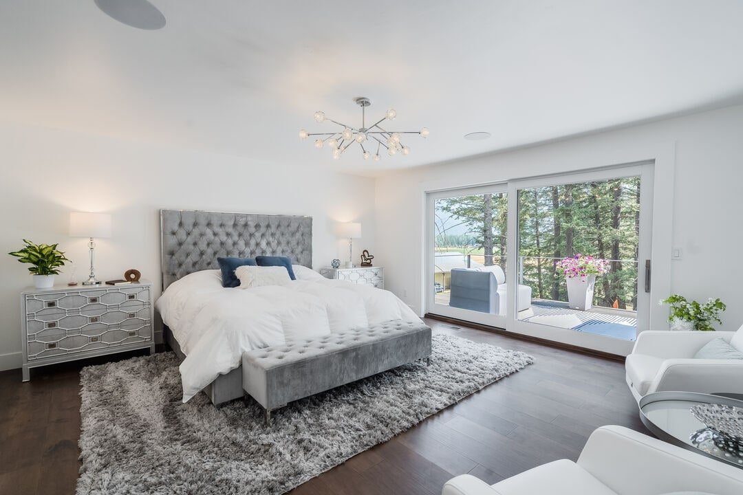 New build on 1-acre w/ private hot tub & ADU gallery image 4