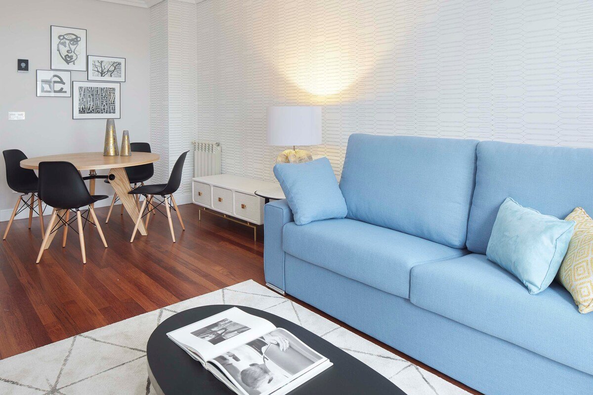 Nafarroa Plaza by FeelFree Rentals gallery image 5