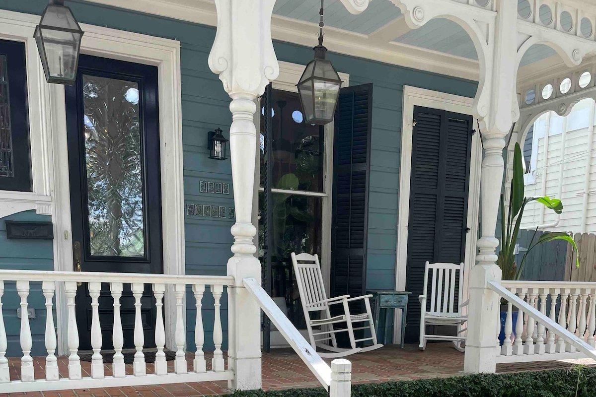 Mid City Classic on Streetcar Line Minutes from FQ gallery image 5