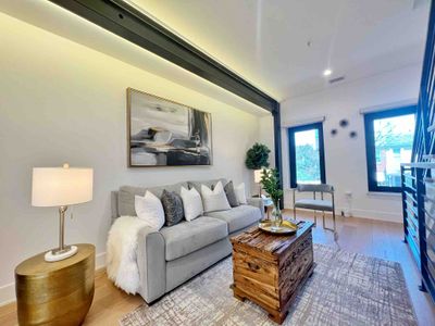 Penthouse condo 2BR/2.5BA w/ Rooftop & Parking