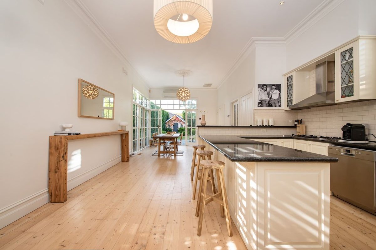 Timeless Gem in Malvern East gallery image 5