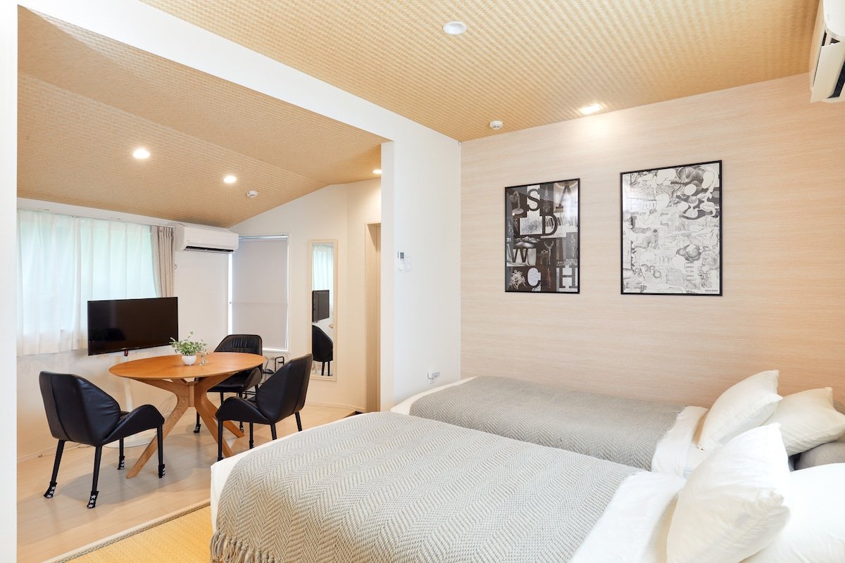 Shibuya 1 Stop! Comfy Apt 2BD /2BA. Up to 6 PPL. gallery image 3
